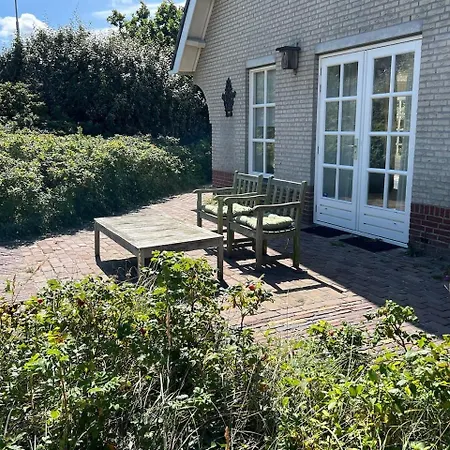 Louise Villa Bergen aan Zee